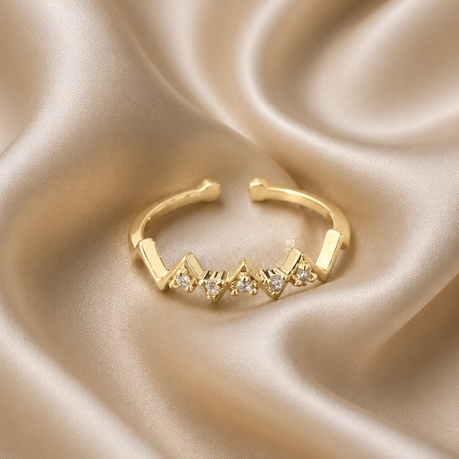 Vera Crystal Zigzag Ring